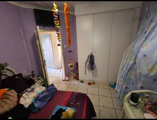 4 BEDROOM HOUSE FOR SALE IN OOS EINDE
